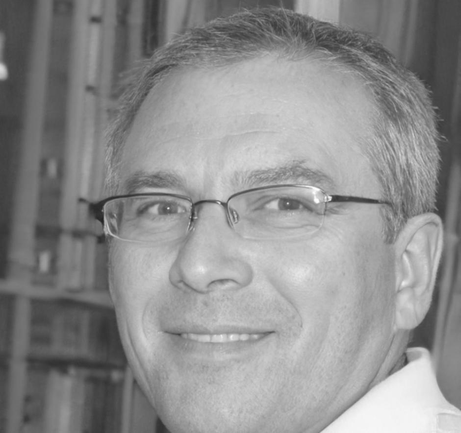 Carlos Mendoza, Director de Estrategia Financiera de oryaquorathaloex